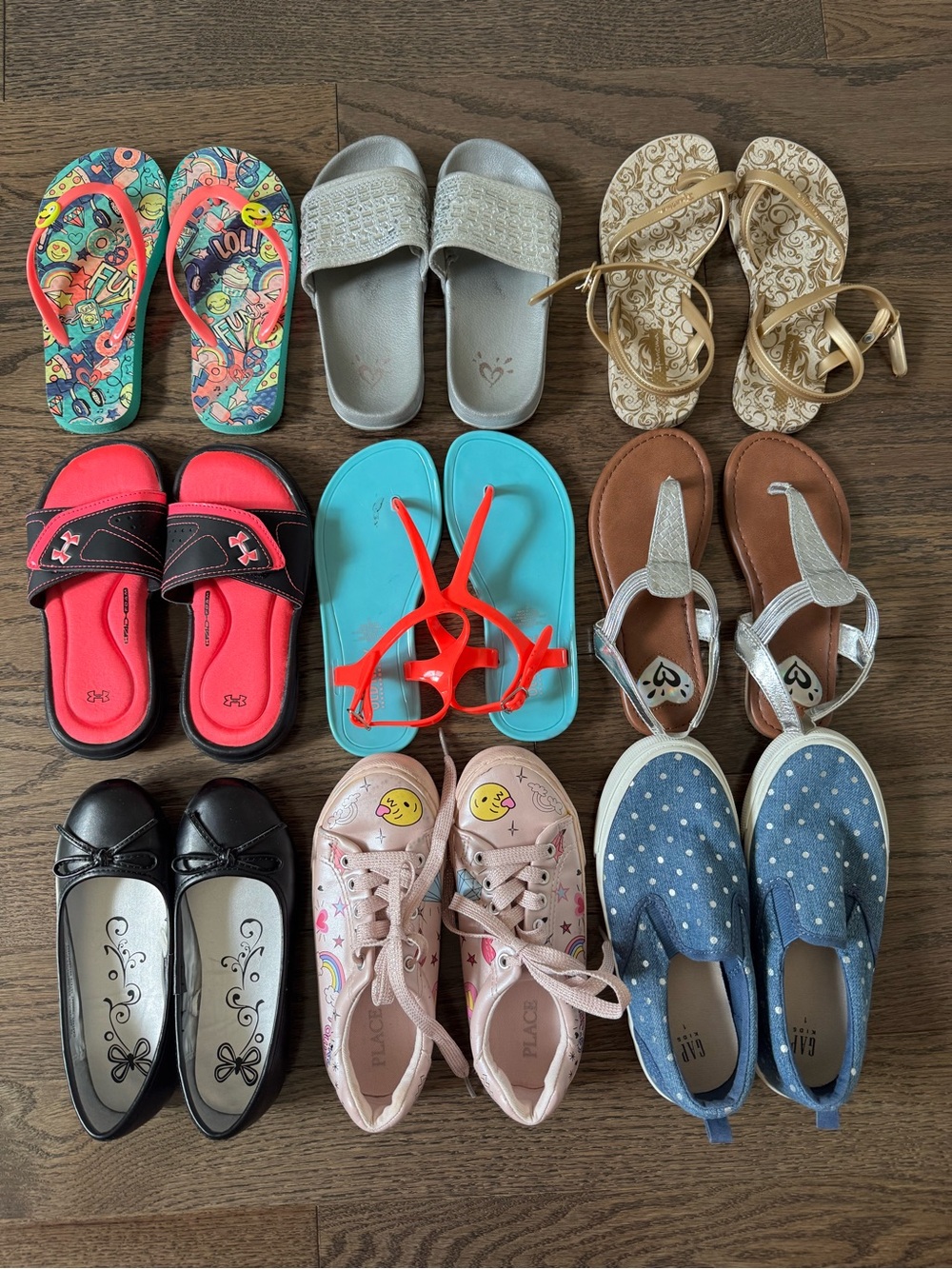 Girls Shoes / Sandals Sizes 12/13/1